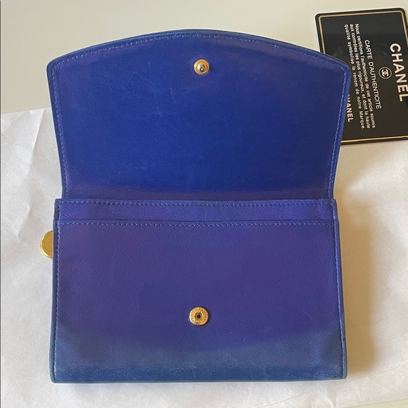 Chanel - Picture 10 of 10